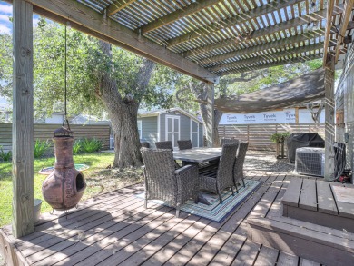 Lake House Charming Coastal Home nestled in downtown Rockport. Super close to the water!, , on  in Texas - Lakehouse Vacation Rental - Lake Home for rent on LakeHouseVacations.com