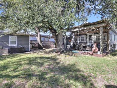 Lake House Charming Coastal Home nestled in downtown Rockport. Super close to the water!, , on  in Texas - Lakehouse Vacation Rental - Lake Home for rent on LakeHouseVacations.com