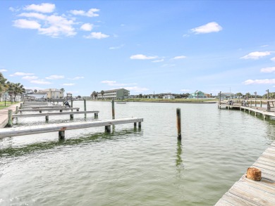 Lake House Pool, 800 Ft Pier, Tennis, Pickle Ball, Boat Slips and Launch, BBQ Area, , on  in Texas - Lakehouse Vacation Rental - Lake Home for rent on LakeHouseVacations.com