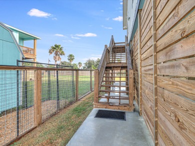 Lake House Hottub, Close to the Beach, Upgraded Furnishings, Fenced yard, BBQ Grill., , on  in Texas - Lakehouse Vacation Rental - Lake Home for rent on LakeHouseVacations.com