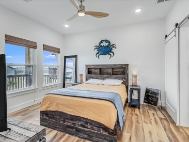 Lake House Hottub, Close to the Beach, Upgraded Furnishings, Fenced yard, BBQ Grill., , on  in Texas - Lakehouse Vacation Rental - Lake Home for rent on LakeHouseVacations.com