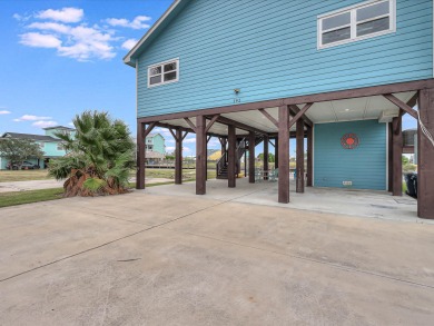 Lake House 2 Boat Slips, Huge Deck, Waterfront and Pet Friendly!, , on  in Texas - Lakehouse Vacation Rental - Lake Home for rent on LakeHouseVacations.com