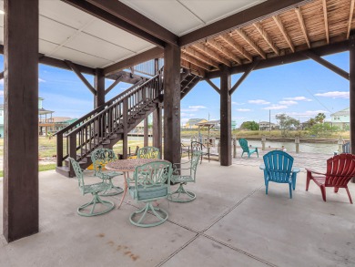 Lake House 2 Boat Slips, Huge Deck, Waterfront and Pet Friendly!, , on  in Texas - Lakehouse Vacation Rental - Lake Home for rent on LakeHouseVacations.com