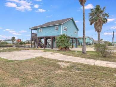 Lake House 2 Boat Slips, Huge Deck, Waterfront and Pet Friendly!, , on  in Texas - Lakehouse Vacation Rental - Lake Home for rent on LakeHouseVacations.com