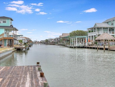 Lake House 2 Boat Slips, Huge Deck, Waterfront and Pet Friendly!, , on  in Texas - Lakehouse Vacation Rental - Lake Home for rent on LakeHouseVacations.com