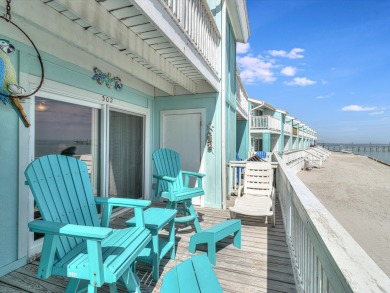Lake House Waterfront, boat launch, swimming pool, lighted fishing pier & boat parking. , , on  in Texas - Lakehouse Vacation Rental - Lake Home for rent on LakeHouseVacations.com
