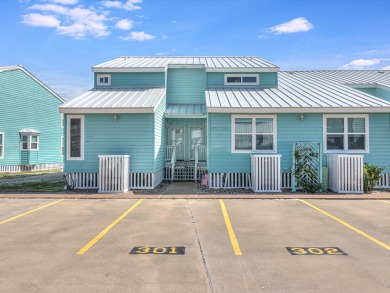 Lake House Waterfront, boat launch, swimming pool, lighted fishing pier & boat parking. , , on  in Texas - Lakehouse Vacation Rental - Lake Home for rent on LakeHouseVacations.com