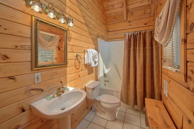 Lake House The perfect romantic getaway cabin1, , on  in Tennessee - Lakehouse Vacation Rental - Lake Home for rent on LakeHouseVacations.com