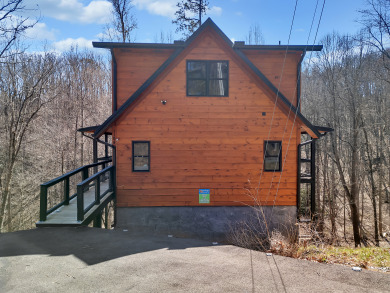 Lake House Fly High in Gatlinburg - 3BR Cabin with Hot Tub & Rustic Elegance!, , on  in Tennessee - Lakehouse Vacation Rental - Lake Home for rent on LakeHouseVacations.com