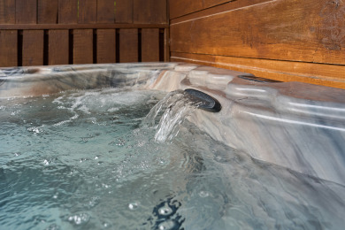Lake House Romantic Value Cabin - Pool Table, Hot Tub, , on  in Tennessee - Lakehouse Vacation Rental - Lake Home for rent on LakeHouseVacations.com