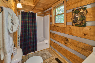 Lake House Romantic 1 bedroom with bonus kids sleeping loft - 2 baths, , on  in Tennessee - Lakehouse Vacation Rental - Lake Home for rent on LakeHouseVacations.com