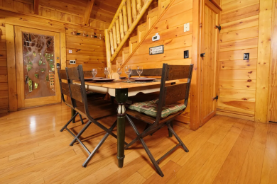Lake House Oak Tree Lodge You'll Be Rooting for This Smoky Mountain Getaway!, , on  in Tennessee - Lakehouse Vacation Rental - Lake Home for rent on LakeHouseVacations.com