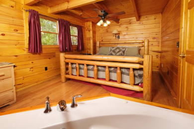 Lake House Oak Tree Lodge You'll Be Rooting for This Smoky Mountain Getaway!, , on  in Tennessee - Lakehouse Vacation Rental - Lake Home for rent on LakeHouseVacations.com