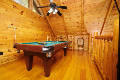 Lake House Oak Tree Lodge You'll Be Rooting for This Smoky Mountain Getaway!, , on  in Tennessee - Lakehouse Vacation Rental - Lake Home for rent on LakeHouseVacations.com