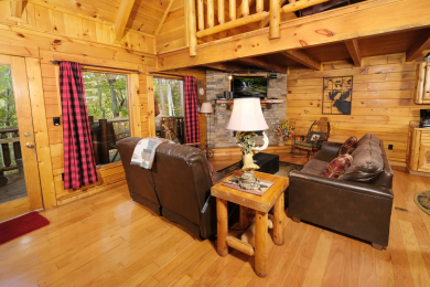 Lake House Oak Tree Lodge You'll Be Rooting for This Smoky Mountain Getaway!, , on  in Tennessee - Lakehouse Vacation Rental - Lake Home for rent on LakeHouseVacations.com