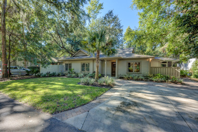 Lake House 5 Hollyberry Lane Paradise found! Charming home, Free Bikes, Pool, Tennis, , on  in South Carolina - Lakehouse Vacation Rental - Lake Home for rent on LakeHouseVacations.com