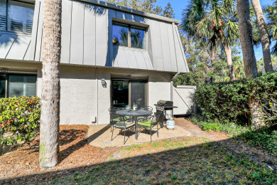Lake House Relaxing Oceanfront Escape w 2 Bedrooms & Fenced-in Backyard , , on  in South Carolina - Lakehouse Vacation Rental - Lake Home for rent on LakeHouseVacations.com