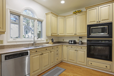 Lake House Luxurious 4-bedroom retreat with Private Pool in Sea Pines, , on  in South Carolina - Lakehouse Vacation Rental - Lake Home for rent on LakeHouseVacations.com