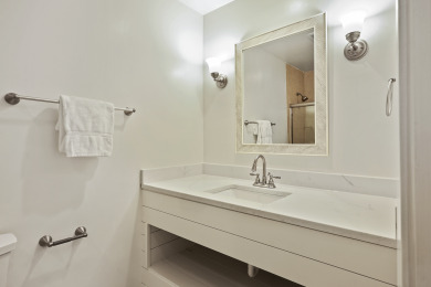 Lake House Updated and fresh Harbour Town villa, only minutes from shopping and dining!, , on  in South Carolina - Lakehouse Vacation Rental - Lake Home for rent on LakeHouseVacations.com