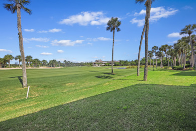 Lake House 2-bedroom Golf View Villa located in Sea Pines, , on  in South Carolina - Lakehouse Vacation Rental - Lake Home for rent on LakeHouseVacations.com
