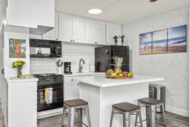 Lake House 1 Block from World-Famous Waikiki Beach in the Heart of Waikiki! FREE Parking, , on  in Hawaii - Lakehouse Vacation Rental - Lake Home for rent on LakeHouseVacations.com
