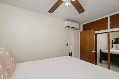 Lake House Corner Unit 1 Block to Beach in Heart of Waikiki! FREE Parking & Wi-Fi, AC!, , on  in Hawaii - Lakehouse Vacation Rental - Lake Home for rent on LakeHouseVacations.com
