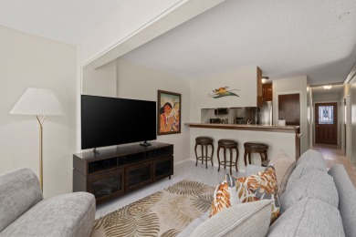 Lake House Corner Unit 1 Block to Beach in Heart of Waikiki! FREE Parking & Wi-Fi, AC!, , on  in Hawaii - Lakehouse Vacation Rental - Lake Home for rent on LakeHouseVacations.com