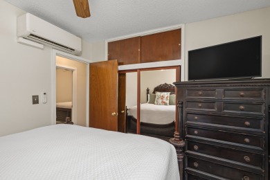 Lake House Corner Unit 1 Block to Beach in Heart of Waikiki! FREE Parking & Wi-Fi, AC!, , on  in Hawaii - Lakehouse Vacation Rental - Lake Home for rent on LakeHouseVacations.com