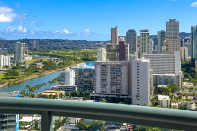 Lake House Luxury suite overlooking Waikiki skyline with Ocean View, FREE Parking!, , on  in Hawaii - Lakehouse Vacation Rental - Lake Home for rent on LakeHouseVacations.com
