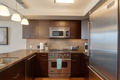 Lake House Luxury suite overlooking Waikiki skyline with Ocean View, FREE Parking!, , on  in Hawaii - Lakehouse Vacation Rental - Lake Home for rent on LakeHouseVacations.com