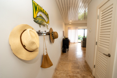 Lake House Complete upgrade Gulf Front luxury 1 bedroom 1 bath sleeps four, , on  in Florida - Lakehouse Vacation Rental - Lake Home for rent on LakeHouseVacations.com