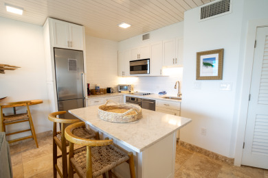 Lake House Complete upgrade Gulf Front luxury 1 bedroom 1 bath sleeps four, , on  in Florida - Lakehouse Vacation Rental - Lake Home for rent on LakeHouseVacations.com