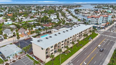 Lake House One Bedroom 1 12 Bath Madeira Place #211, , on  in Florida - Lakehouse Vacation Rental - Lake Home for rent on LakeHouseVacations.com