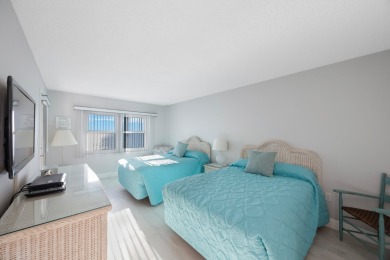 Lake House 3b 2b Direct Beach Front Top Floor Corner, , on  in Florida - Lakehouse Vacation Rental - Lake Home for rent on LakeHouseVacations.com