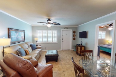 Lake House Updated 2nd Floor Unit by Pool - Only Steps to the Beach - Free WFii, , on  in Florida - Lakehouse Vacation Rental - Lake Home for rent on LakeHouseVacations.com
