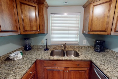Lake House Updated 2nd Floor Unit by Pool - Only Steps to the Beach - Free WFii, , on  in Florida - Lakehouse Vacation Rental - Lake Home for rent on LakeHouseVacations.com