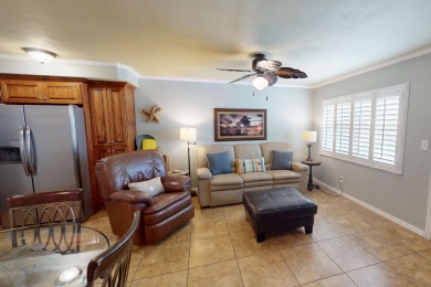 Lake House Updated 2nd Floor Unit by Pool - Only Steps to the Beach - Free WFii, , on  in Florida - Lakehouse Vacation Rental - Lake Home for rent on LakeHouseVacations.com