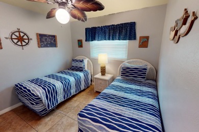 Lake House Updated 2nd Floor Unit by Pool - Only Steps to the Beach - Free WFii, , on  in Florida - Lakehouse Vacation Rental - Lake Home for rent on LakeHouseVacations.com