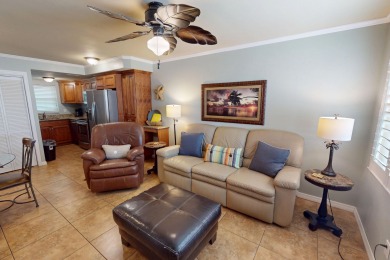 Lake House Updated 2nd Floor Unit by Pool - Only Steps to the Beach - Free WFii, , on  in Florida - Lakehouse Vacation Rental - Lake Home for rent on LakeHouseVacations.com