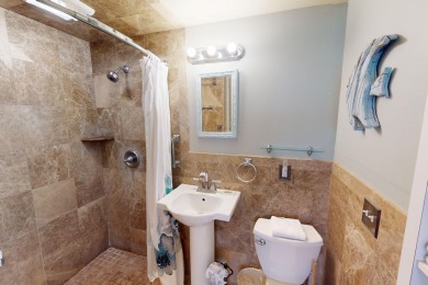 Lake House Updated 2nd Floor Unit by Pool - Only Steps to the Beach - Free WFii, , on  in Florida - Lakehouse Vacation Rental - Lake Home for rent on LakeHouseVacations.com