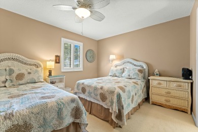 Lake House Snazzy beachfront townhouse! Steps to the beach! , , on  in Florida - Lakehouse Vacation Rental - Lake Home for rent on LakeHouseVacations.com