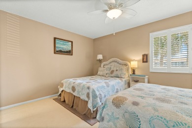 Lake House Snazzy beachfront townhouse! Steps to the beach! , , on  in Florida - Lakehouse Vacation Rental - Lake Home for rent on LakeHouseVacations.com