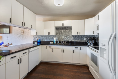 Lake House New Listing! Pet Friendly 2 Bedroom Is Oh, So Close To Beach Access #1!, , on  in Florida - Lakehouse Vacation Rental - Lake Home for rent on LakeHouseVacations.com