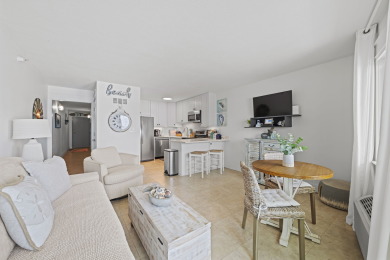 Lake House New Listing! New Owners! Gulf-Front Gem Is A Perfect Vacay Hideaway!! , , on  in Florida - Lakehouse Vacation Rental - Lake Home for rent on LakeHouseVacations.com