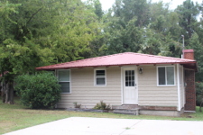 Lake House Margueriteville, , on Kerr Lake / Buggs Island in Virginia - Lakehouse Vacation Rental - Lake Home for rent on LakeHouseVacations.com