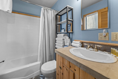 Lake House Charming Cabin Peek-a-Boo Lake Views, Pet Friendly, Walk to Trails & Lake!, , on  in California - Lakehouse Vacation Rental - Lake Home for rent on LakeHouseVacations.com