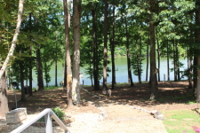 Lakehouse Vacation Rental - Lake Homes for rent on LakeHouseVacations.com, Lake property, Lake House Lake House Oak Rest At Water's Edge, , on Kerr Lake / Buggs Island in Virginia - Lakehouse Vacation Rental - Lake Home for rent on LakeHouseVacations.com