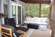 Lakehouse Vacation Rental - Lake Homes for rent on LakeHouseVacations.com, Lake property, Lake House Lake House Oak Rest At Water's Edge, Screened in Porch off of Kitchen/Dining Room
View 2, on Kerr Lake / Buggs Island in Virginia - Lakehouse Vacation Rental - Lake Home for rent on LakeHouseVacations.com