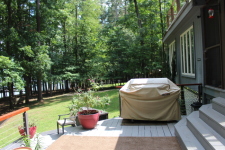 Lakehouse Vacation Rental - Lake Homes for rent on LakeHouseVacations.com, Lake property, Lake House Lake House Oak Rest At Water's Edge, , on Kerr Lake / Buggs Island in Virginia - Lakehouse Vacation Rental - Lake Home for rent on LakeHouseVacations.com