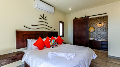 Lake House Paz del Mar 30 Luxury 8 Bedroom Heated Pool, Private Chef & Housekeeping, , on  in Sonora - Lakehouse Vacation Rental - Lake Home for rent on LakeHouseVacations.com